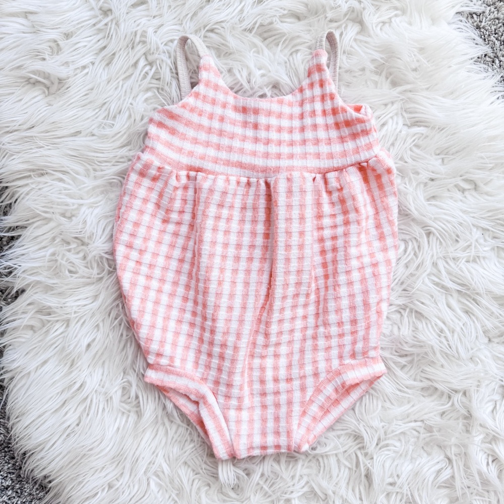 Arrows + Rubies Peach Ribbed Stripe Stella Romper 12-18M